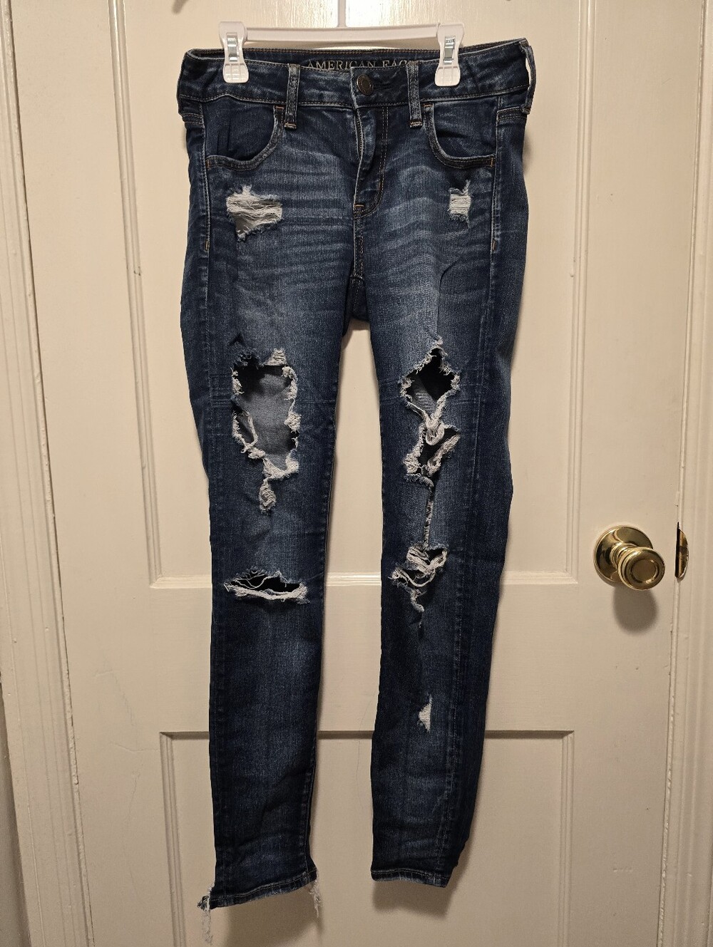 American Eagle Outfitters Distressed Denim Skinny Jeans Size 4 Super Stretch